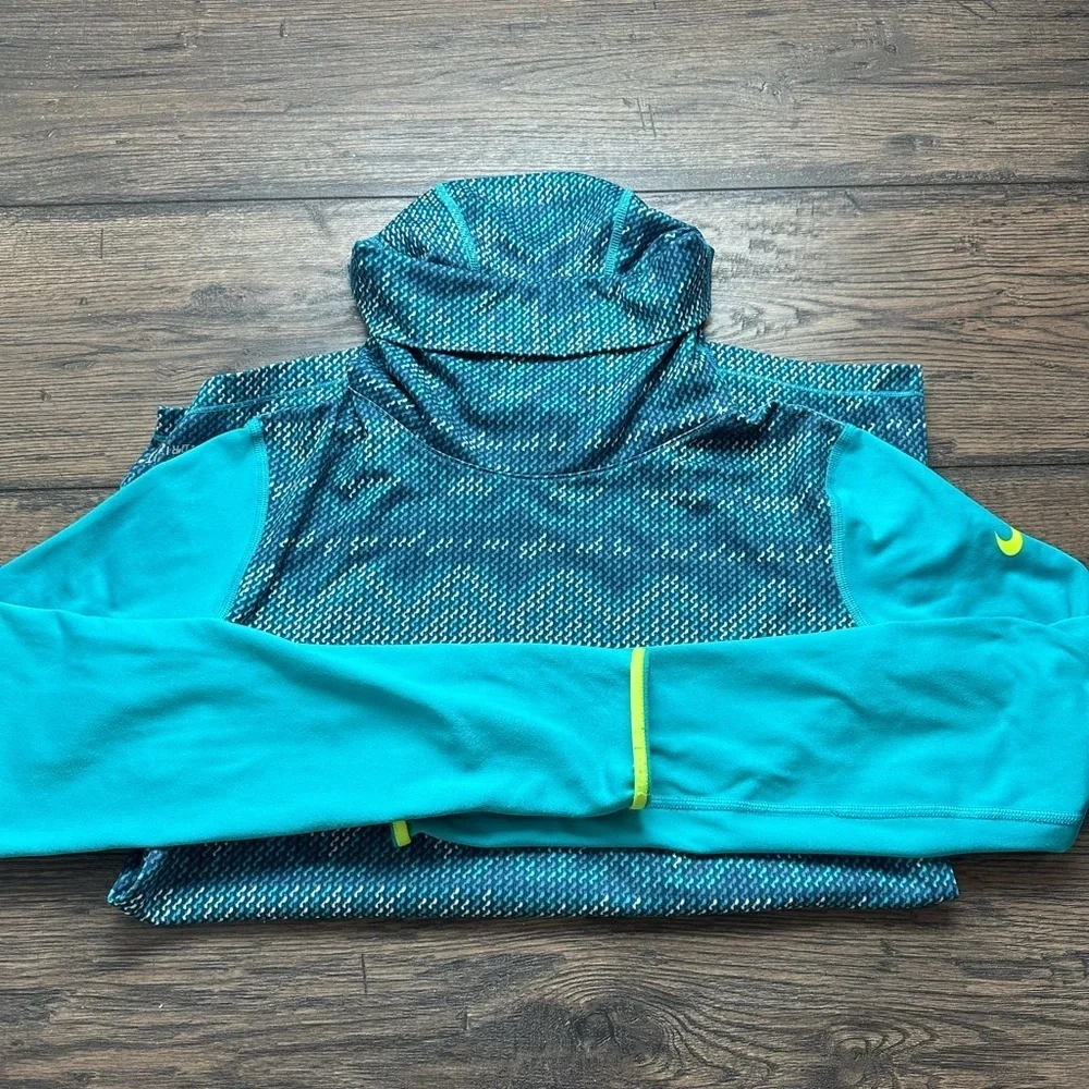 Nike Pro Dri-FIT Teal and White Top